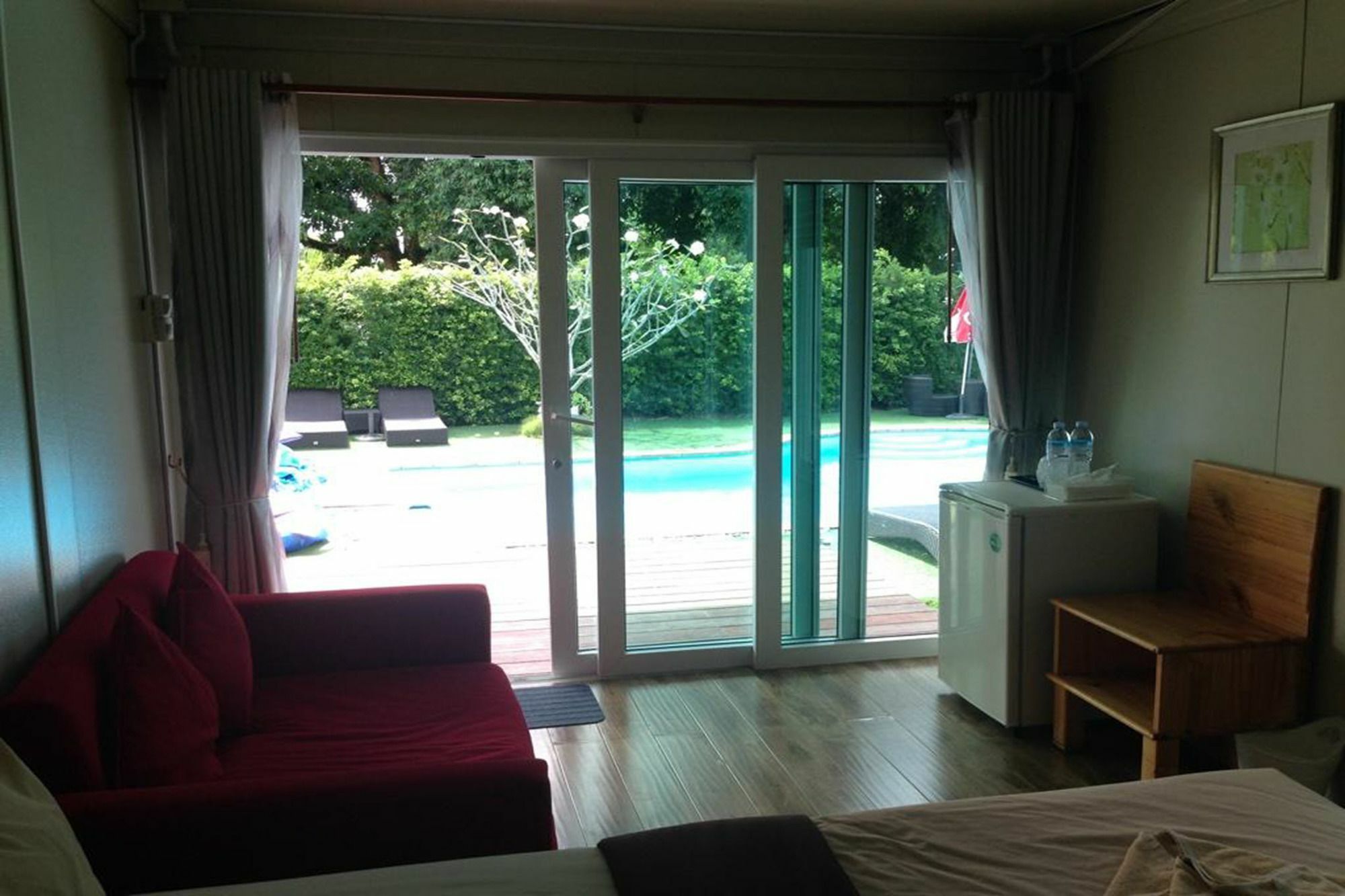 Check In And Chill Out Hotel Ban Laem Sok Eksteriør billede